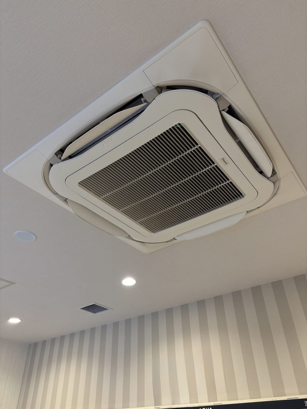 業務用エアコンクリーニング